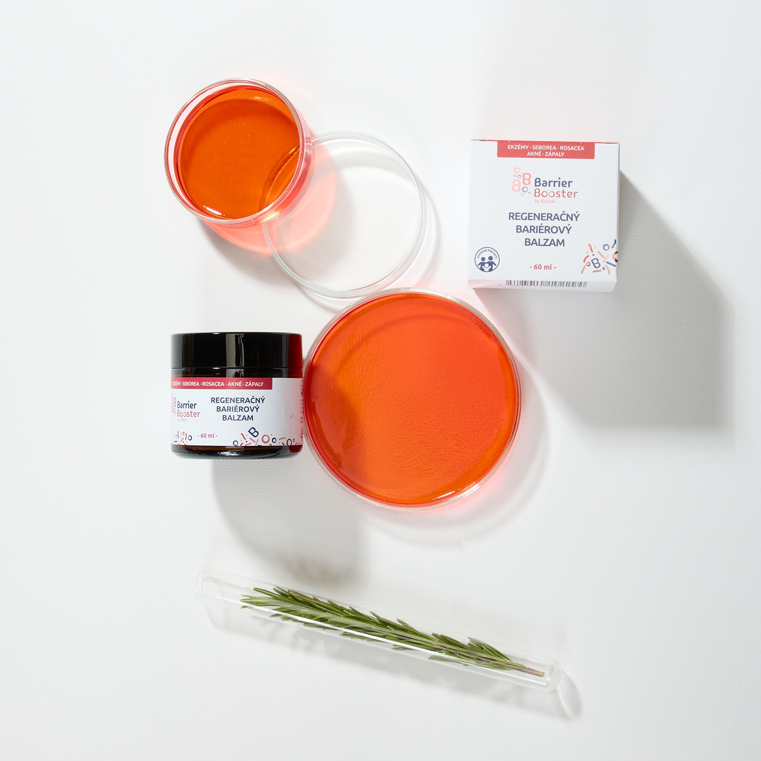 Regenerační bariérový balzám obsahuje účinné látky, které podporují regeneraci pleti, udržují optimální hydrataci a chrání před vnějšími vlivy, jako jsou chlad, vítr, suchý vzduch či znečištění. Zdroj: Kvitok